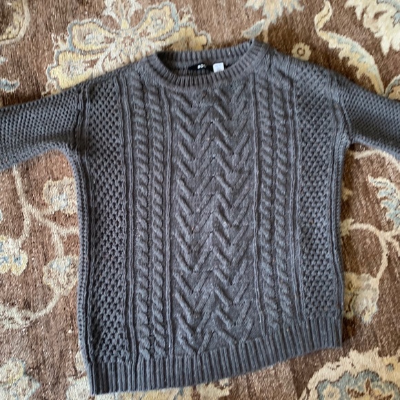 BDG Gray Sweater - Picture 2 of 4